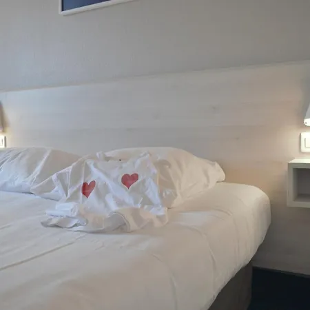 Ace - Porte Du Luxembourg Hotell