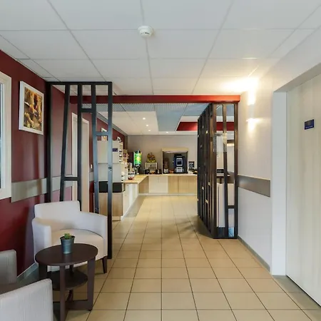 Ace - Porte Du Luxembourg 3*