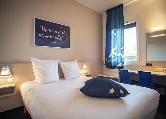 Ace - Porte Du Luxembourg Hotel 3*